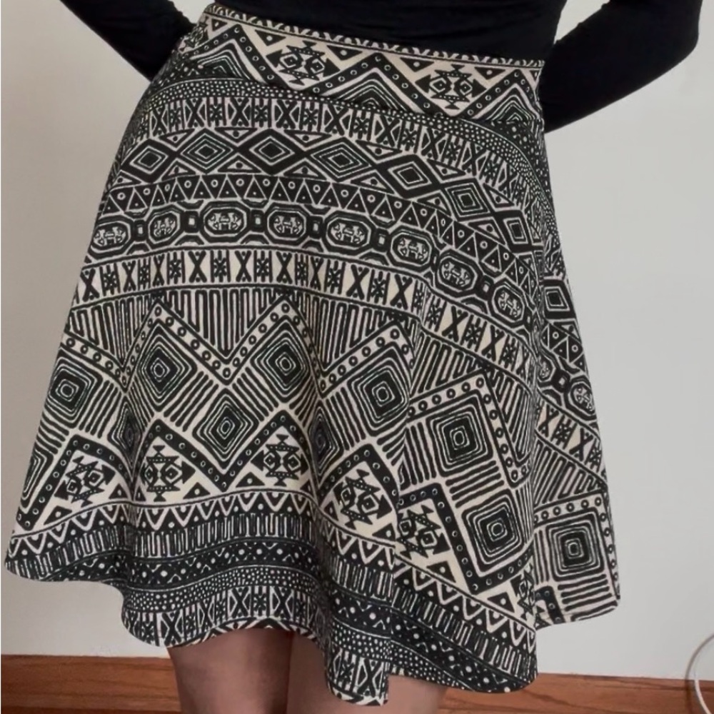 Black and Tan Patterned Women's Skirt